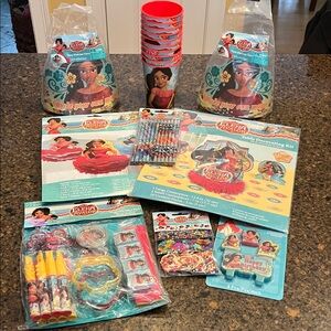 Disney Elena of Avalor Mega Mix Value Pack - Red, Yellow, Blue